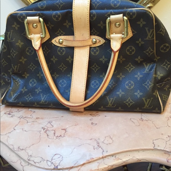 Louis Vuitton Monogram Manhattan GM - Picture 2 of 8